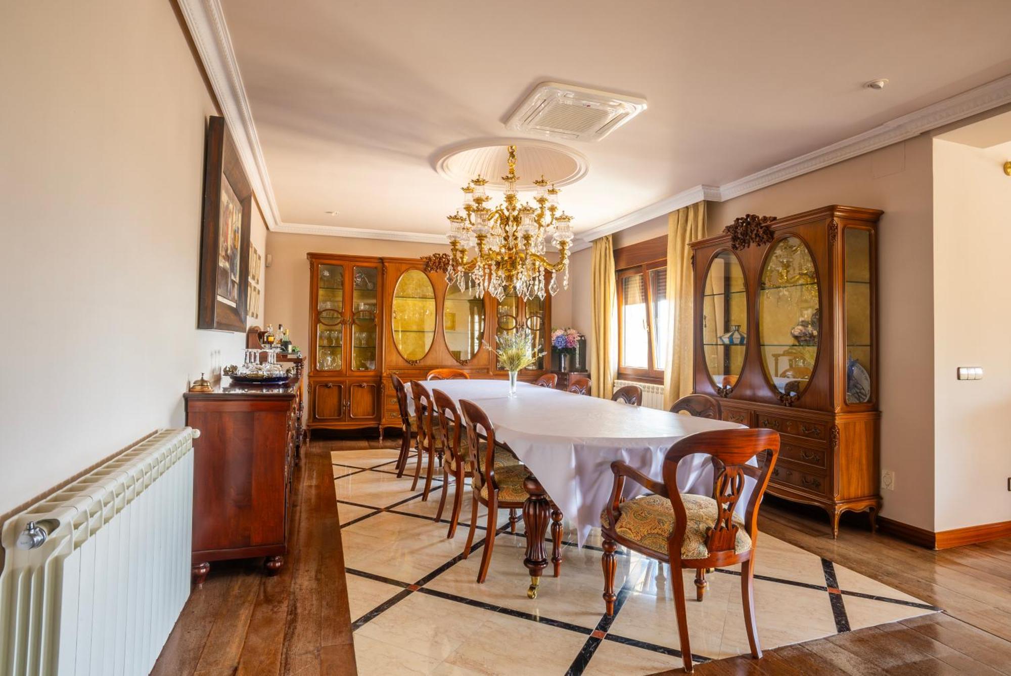 Villa Mansion Con Jacuzzi A 40 Grados, Gran Piscina Y Padel El Tiemblo Esterno foto