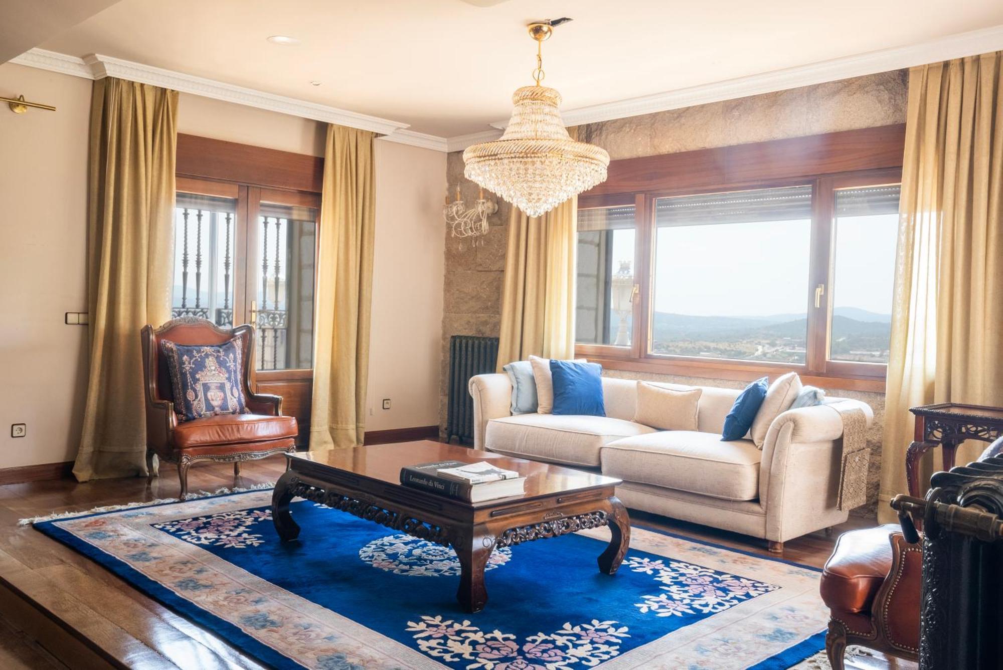 Villa Mansion Con Jacuzzi A 40 Grados, Gran Piscina Y Padel El Tiemblo Esterno foto