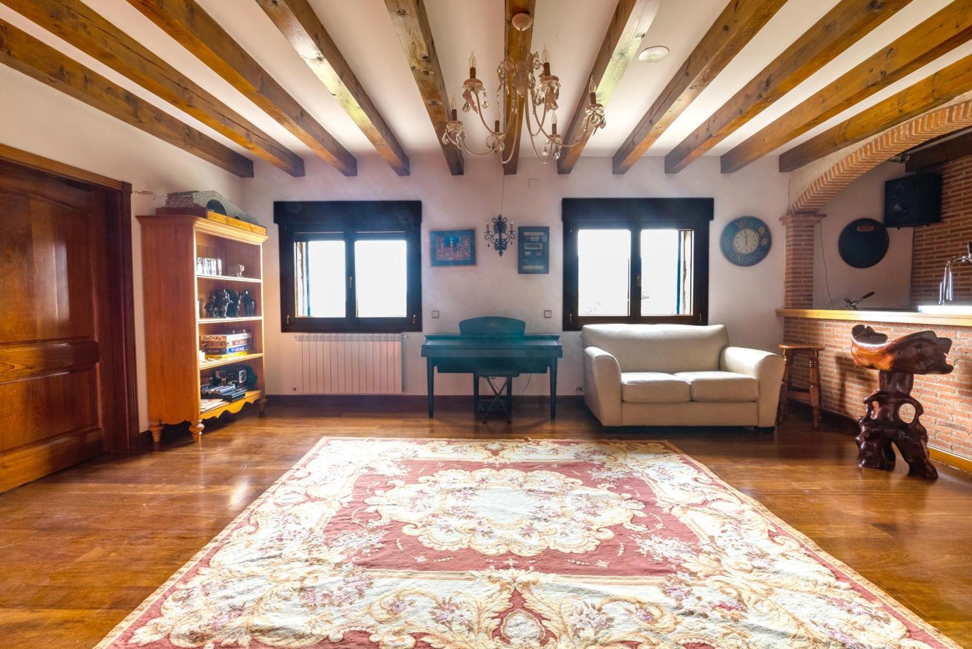 Villa Mansion Con Jacuzzi A 40 Grados, Gran Piscina Y Padel El Tiemblo Esterno foto